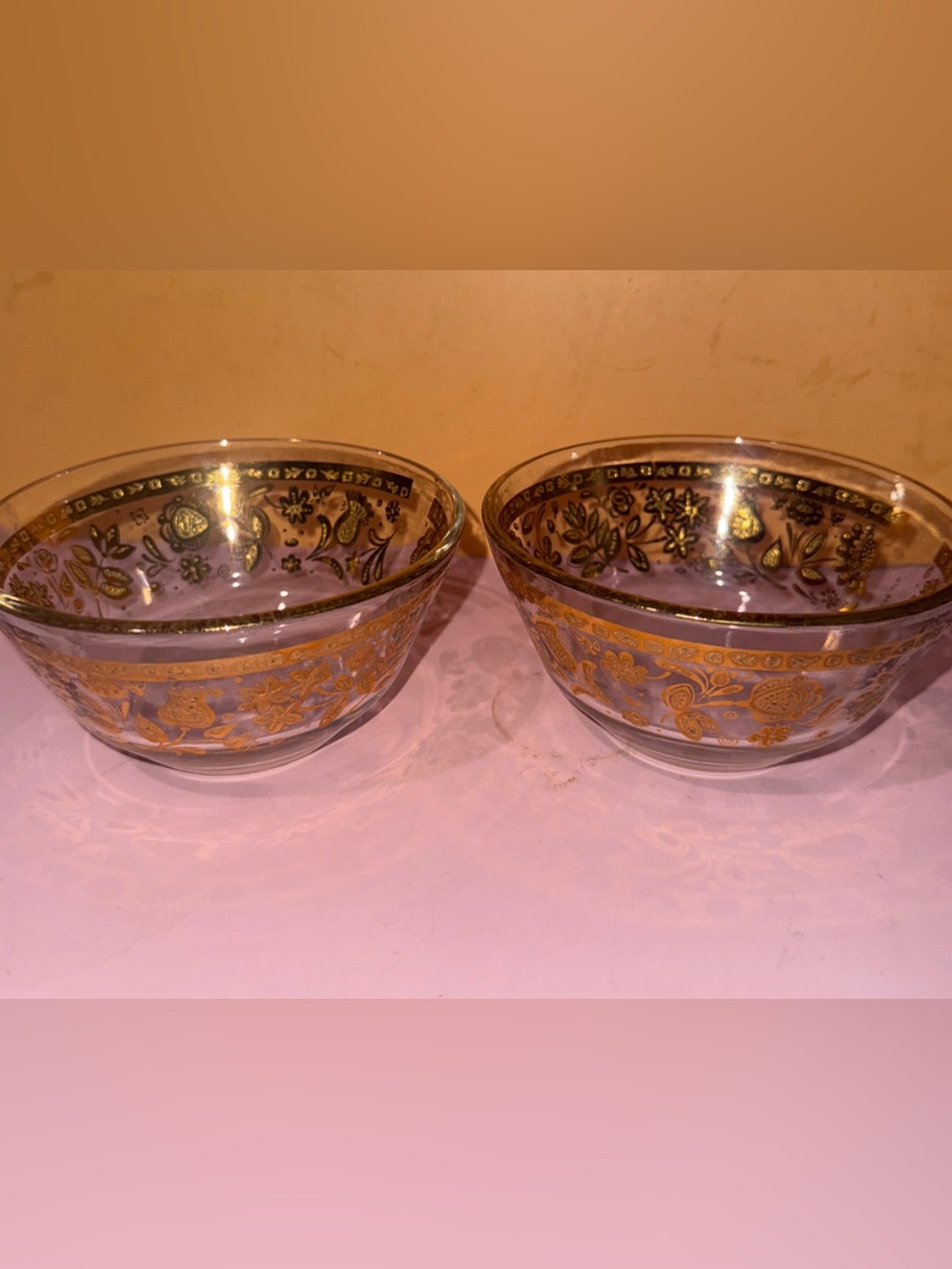 Vintage Culver "Chantilly" pattern glass bowl decorated with 22-karat